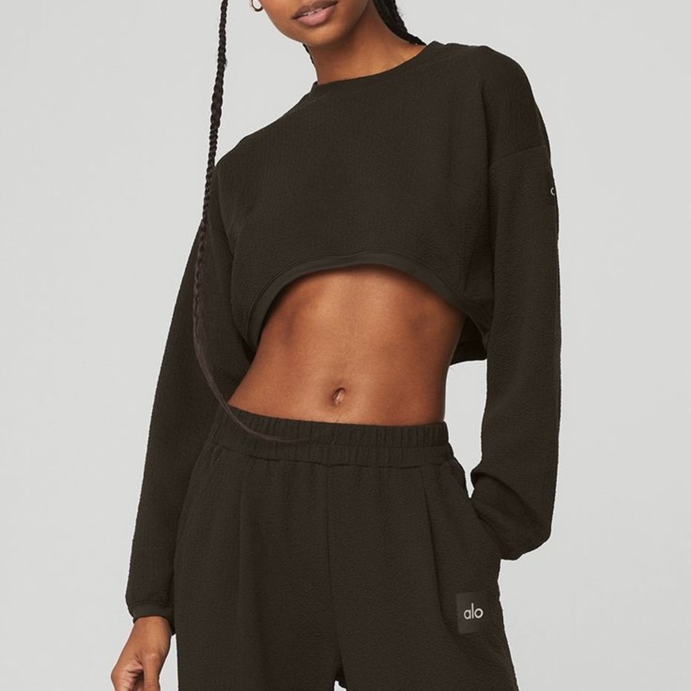 Alo Yoga Cropped Tailored Crew Neck Sweatshirt